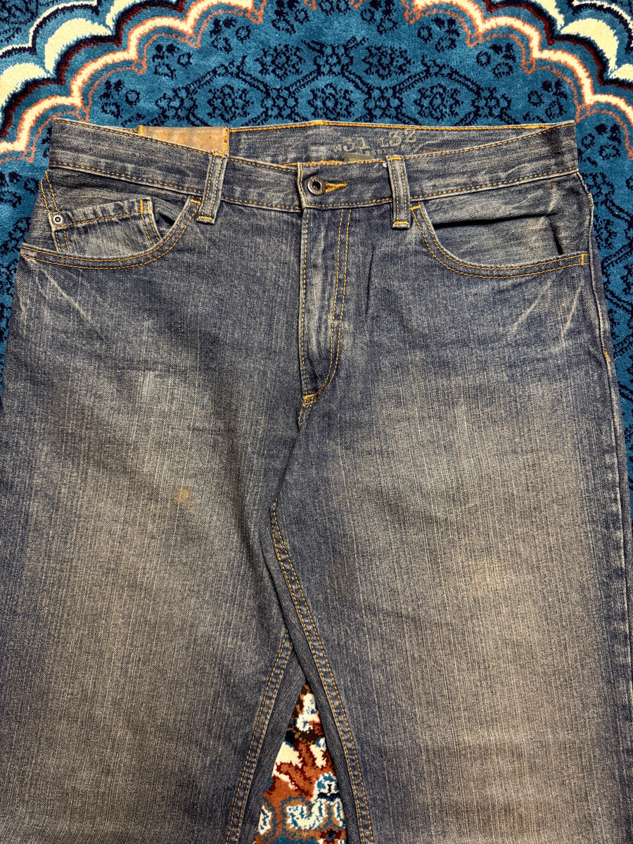 Timberland Vintage Blue Classic Fit Faded Light Washed Jeans - 31