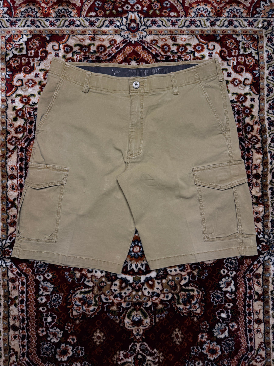 Lee Extreme Motion Khaki Cargo Shorts - 38