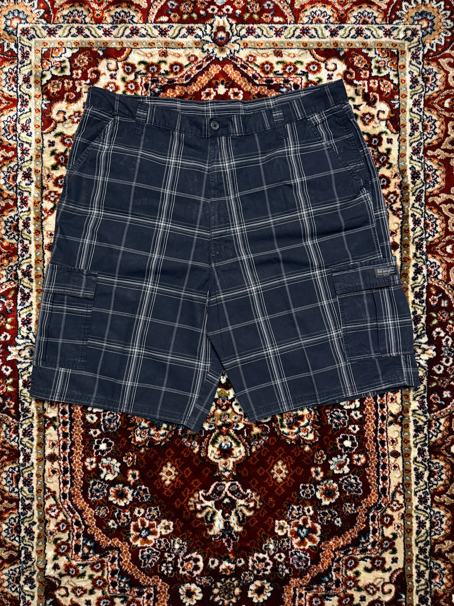 Wrangler Black Chequered Cotton Cargo Shorts - 42