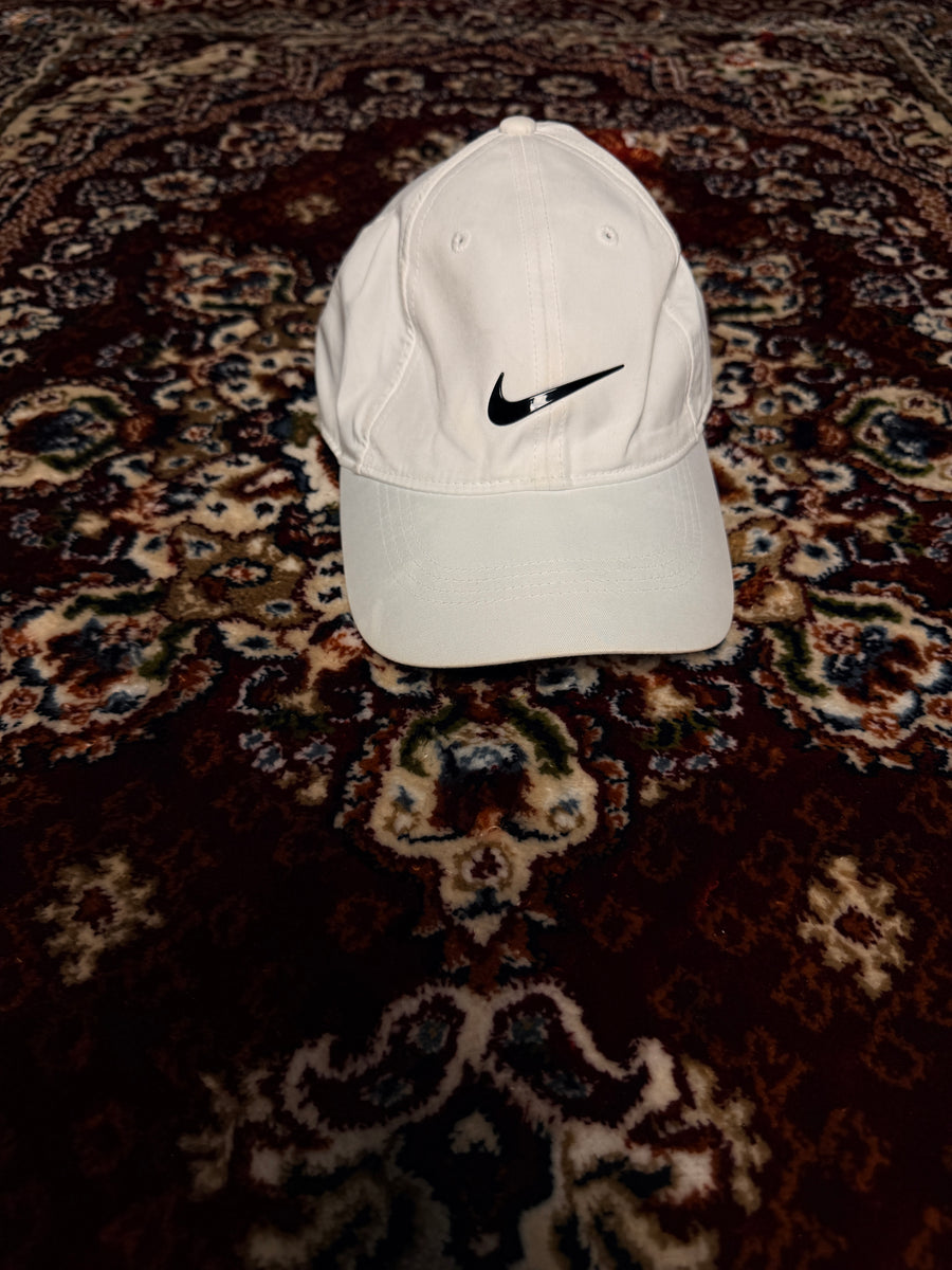 Nike Heritage86 Dri Fit White Cap - One Size