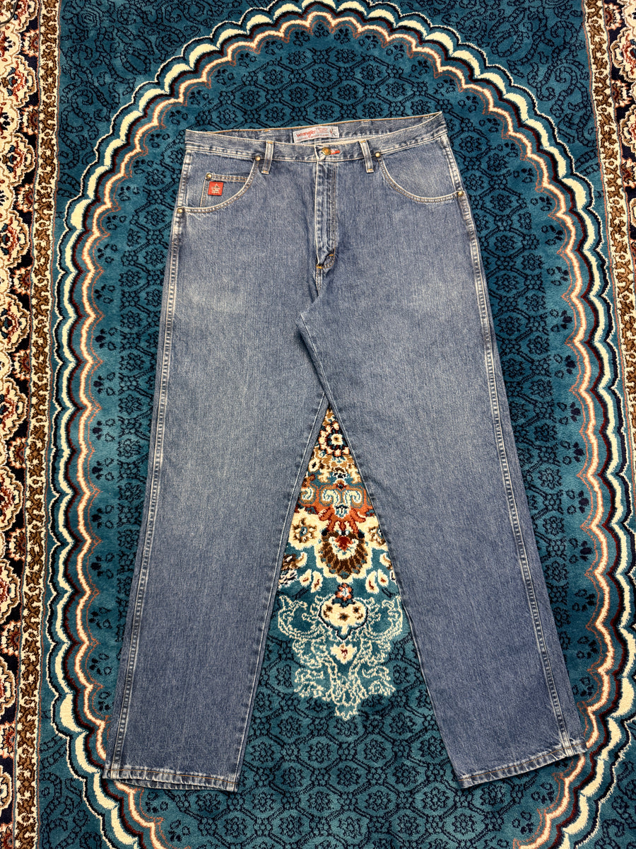Wrangler Blue Straight Fit Jeans - 38