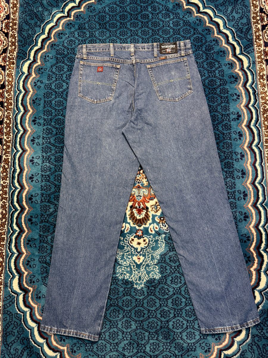 Wrangler Blue Straight Fit Jeans - 38