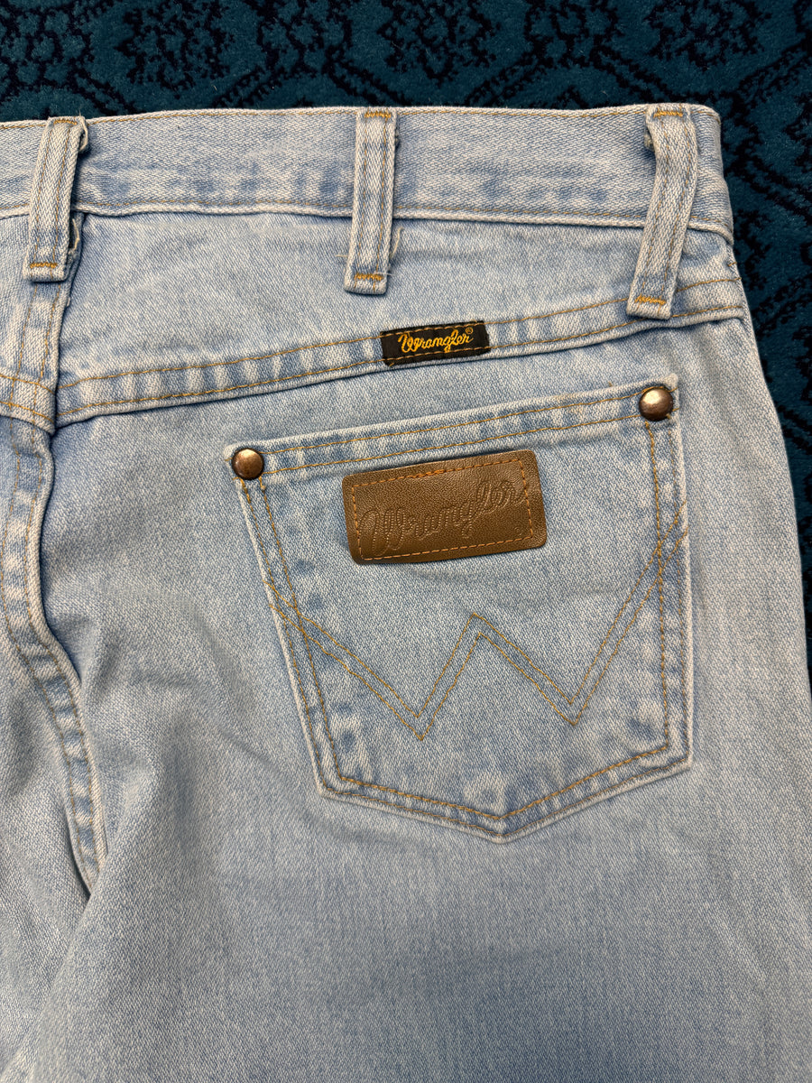 Wrangler Light Blue Regular Fit Jeans - 33