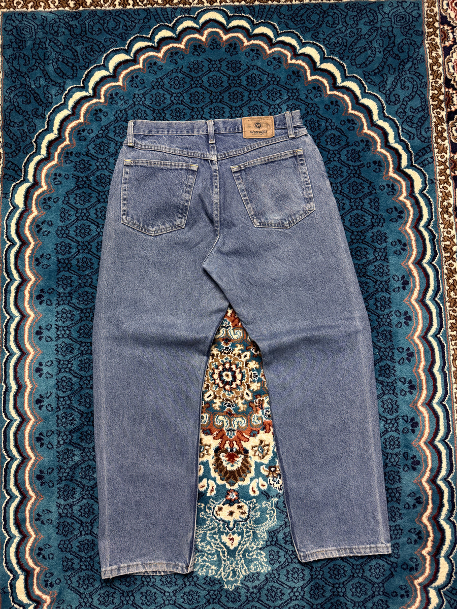 Wrangler Blue Straight Fit Jeans - 32