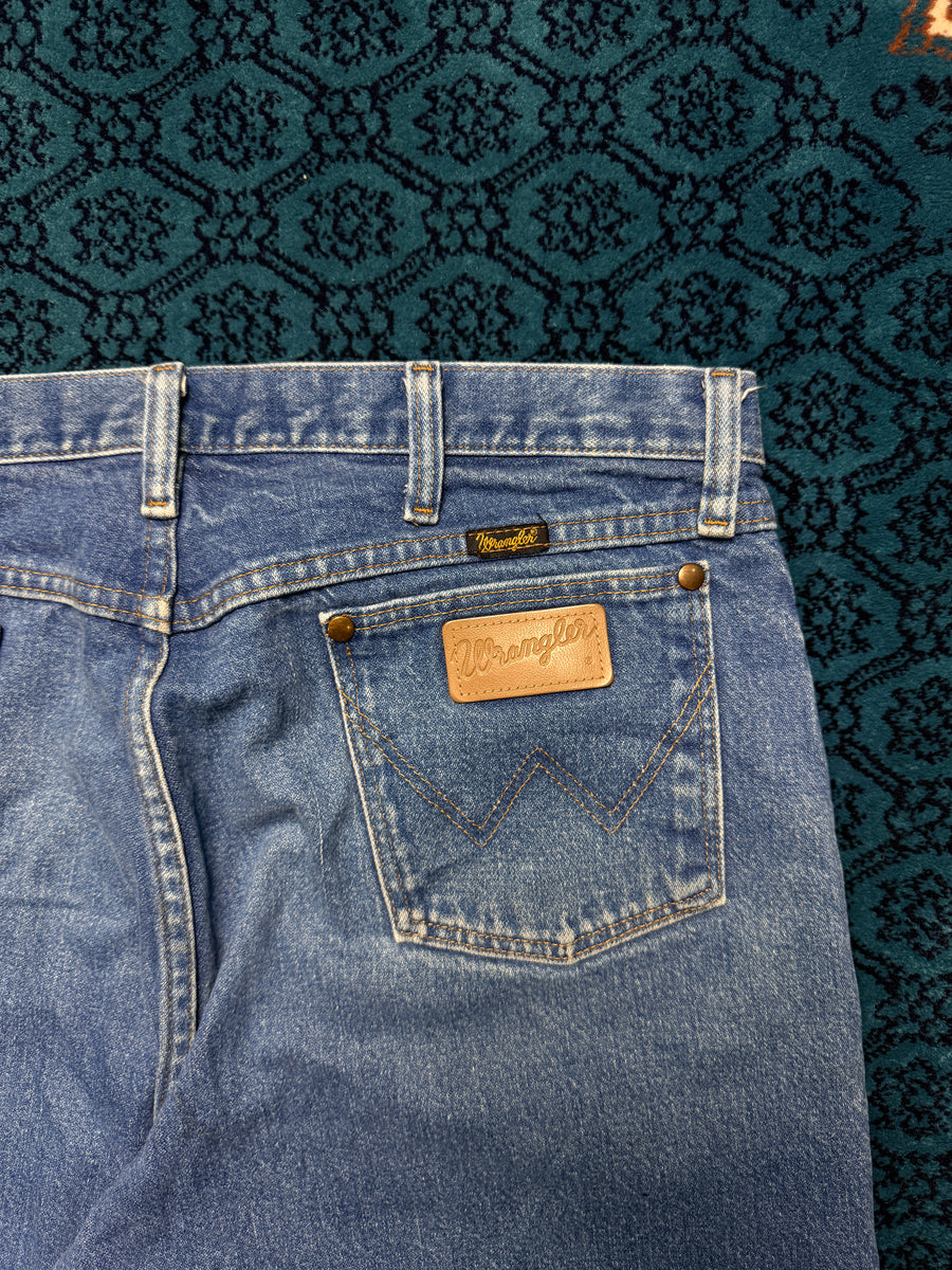 Wrangler Blue Straight Fit Jeans - 36