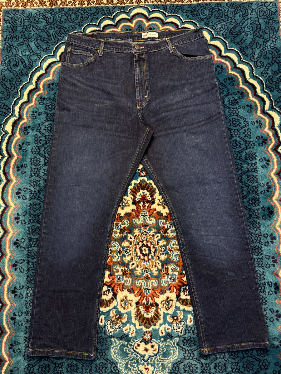 Wrangler Blue Straight Fit Jeans - 40