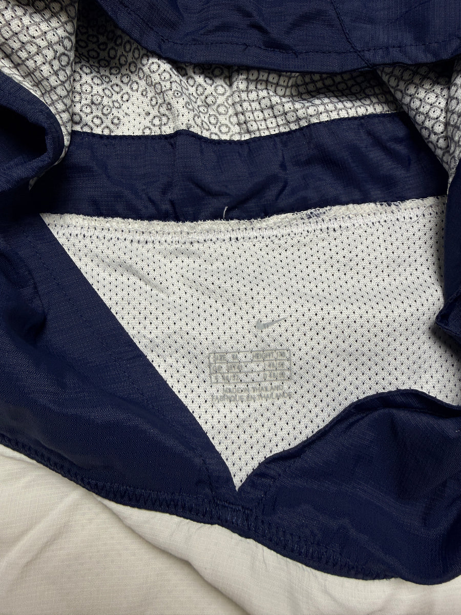 Nike White Sleeveless Training Hoodie - M