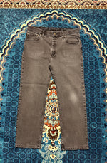 Wrangler Grey Faded Straight Fit Jeans - 36