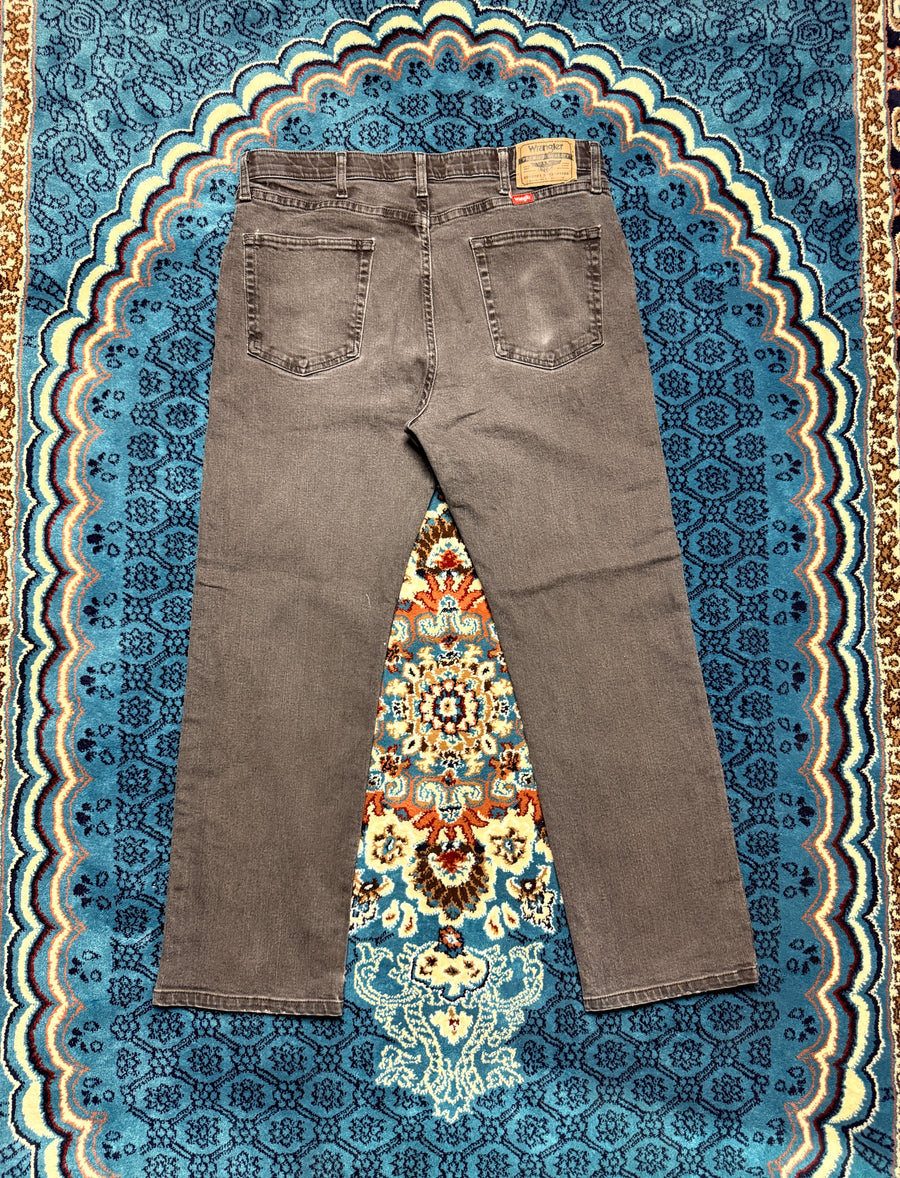 Wrangler Grey Faded Straight Fit Jeans - 36