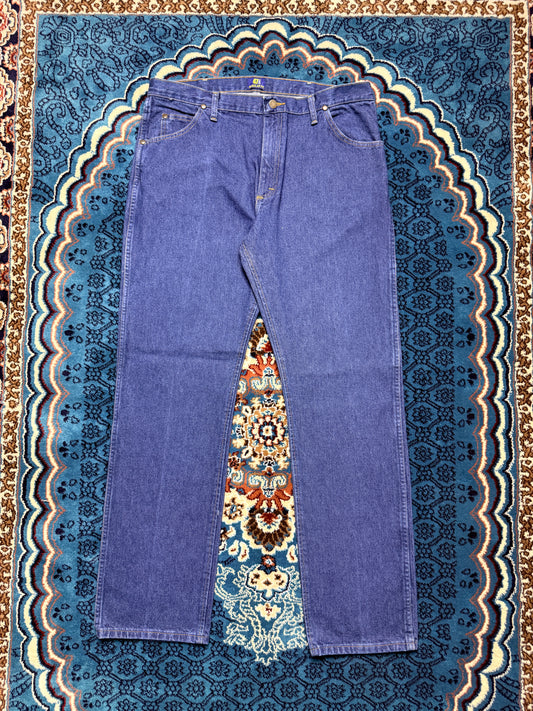 Wrangler Blue Regular Fit Jeans - 38
