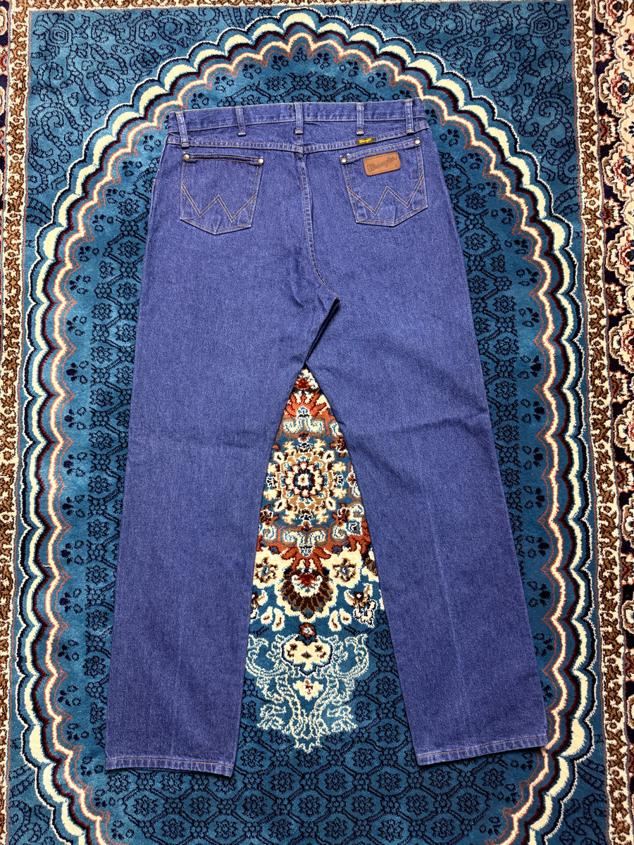 Wrangler Blue Regular Fit Jeans - 38