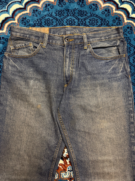 Timberland Vintage Blue Classic Fit Faded Light Washed Jeans - 31