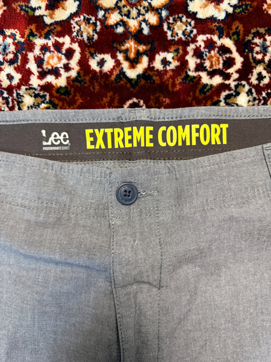 Lee Performance Series Extreme Comfort Grey Cargo Shorts - 44