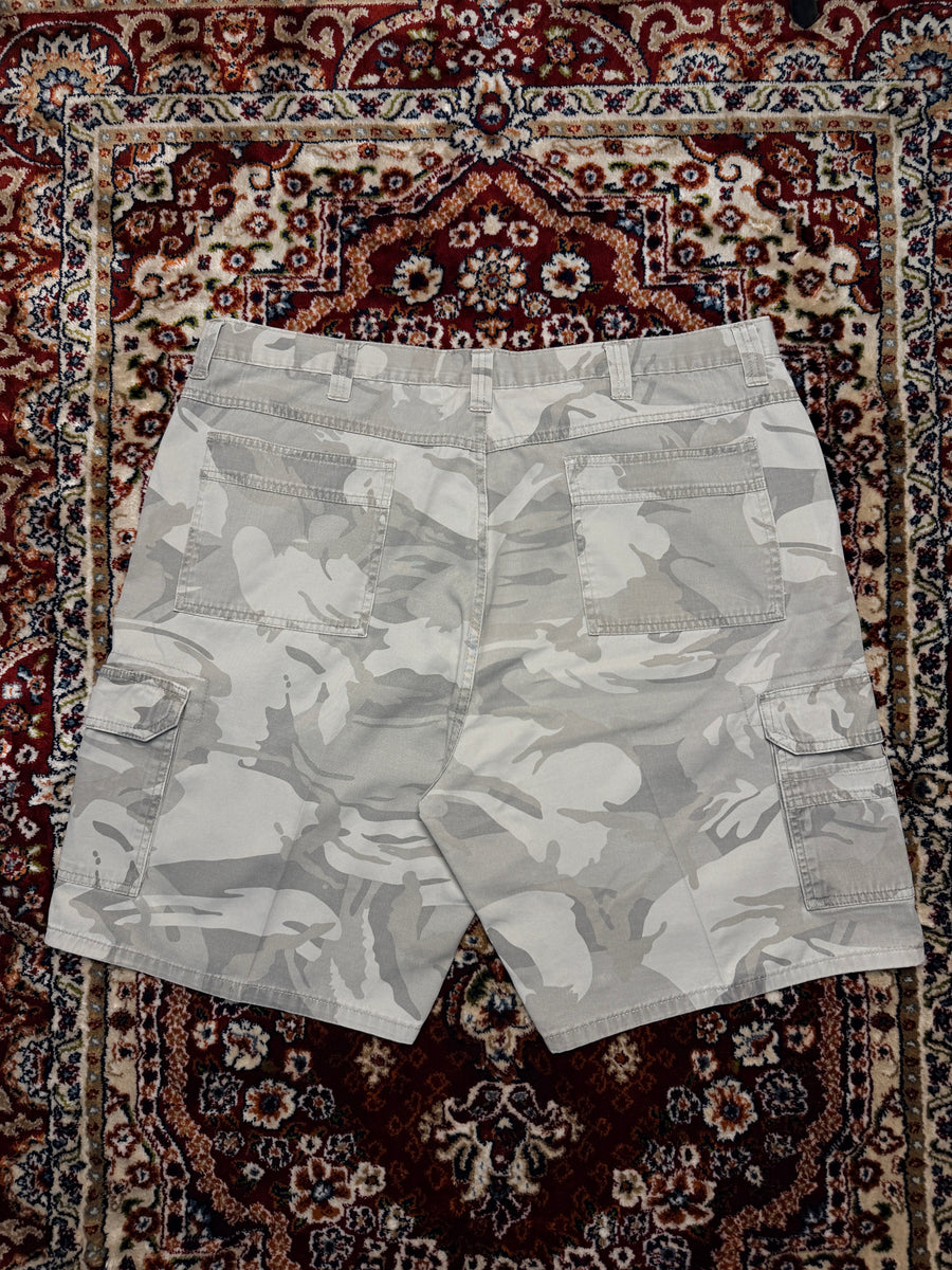 Wrangler Camo Cargo Shorts - 42