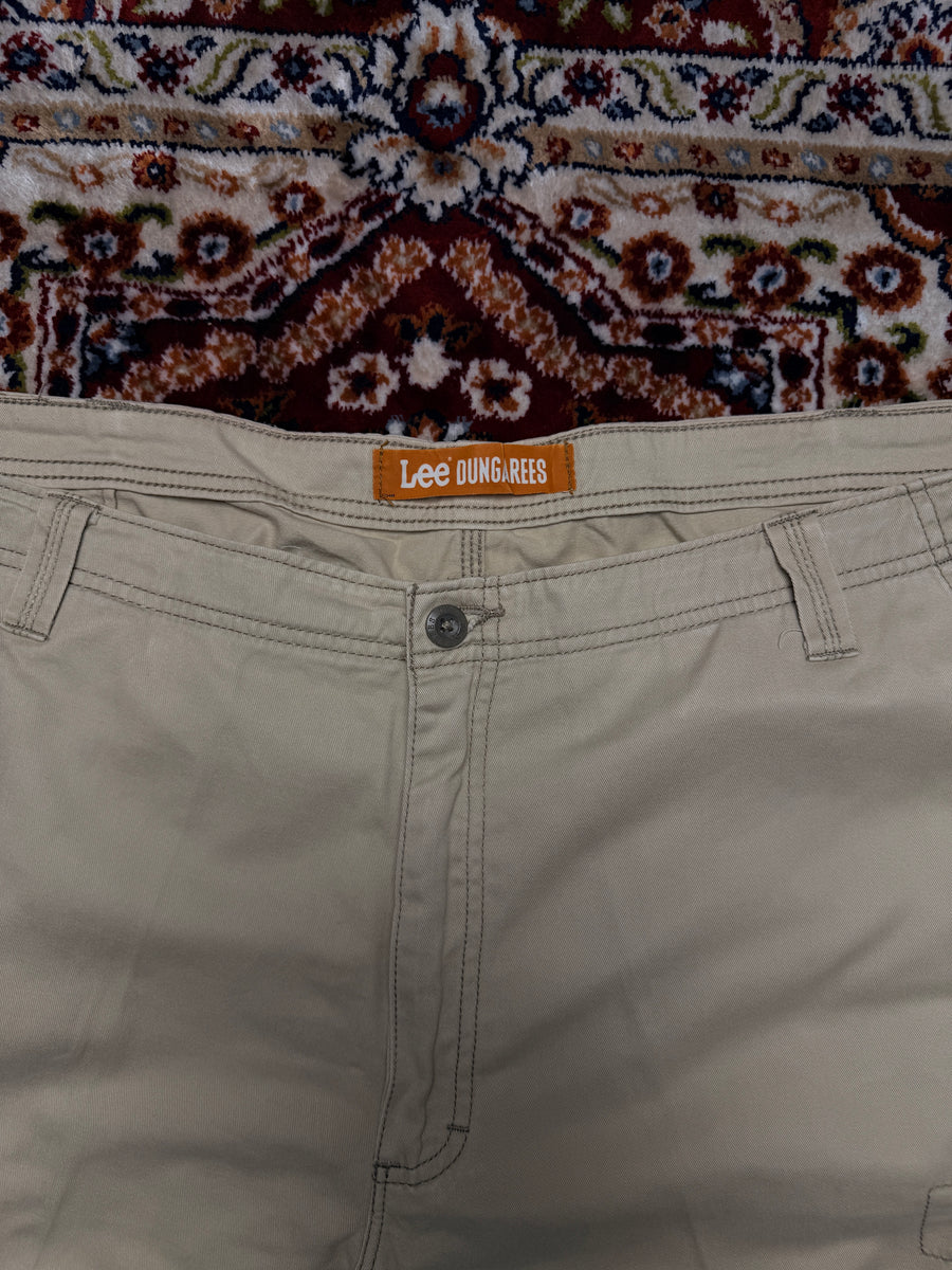 Lee Dungarees Beige Cargo Shorts - 46
