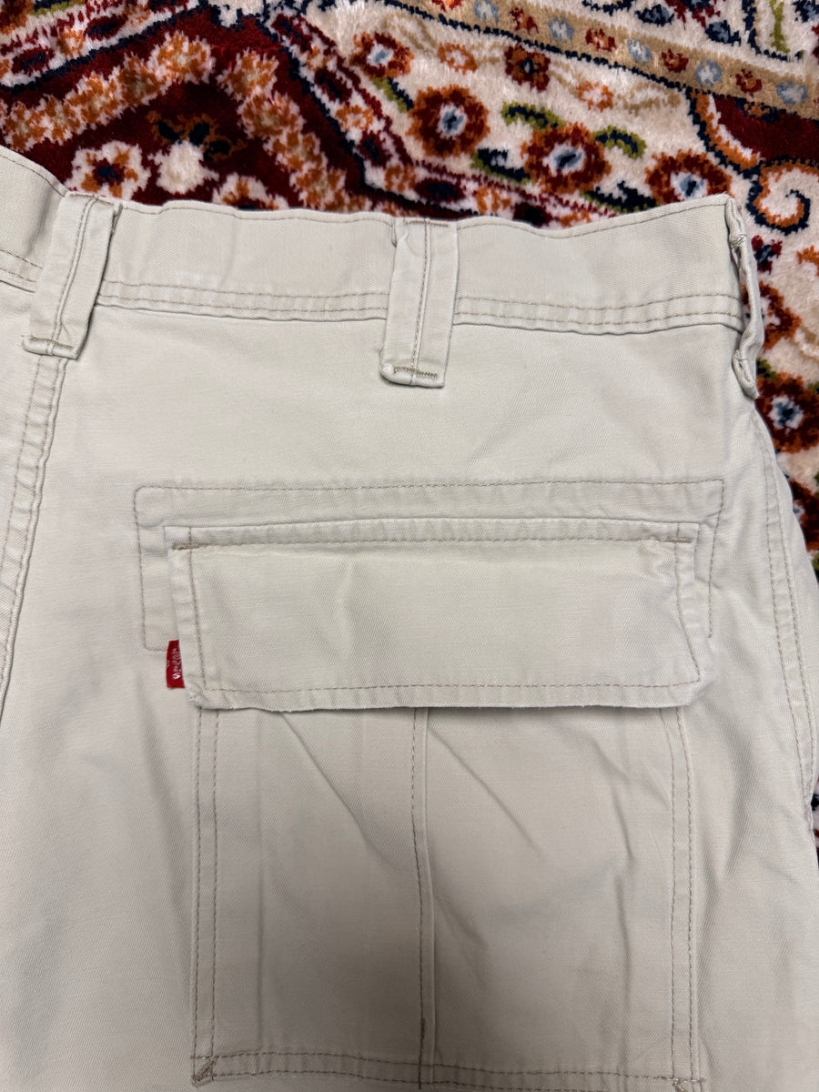 Levi's Workwear Beige Cargo Shorts - 36
