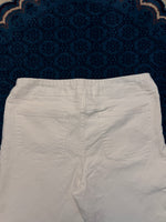 The Pioneer Woman White Straight Fit Jeans - M