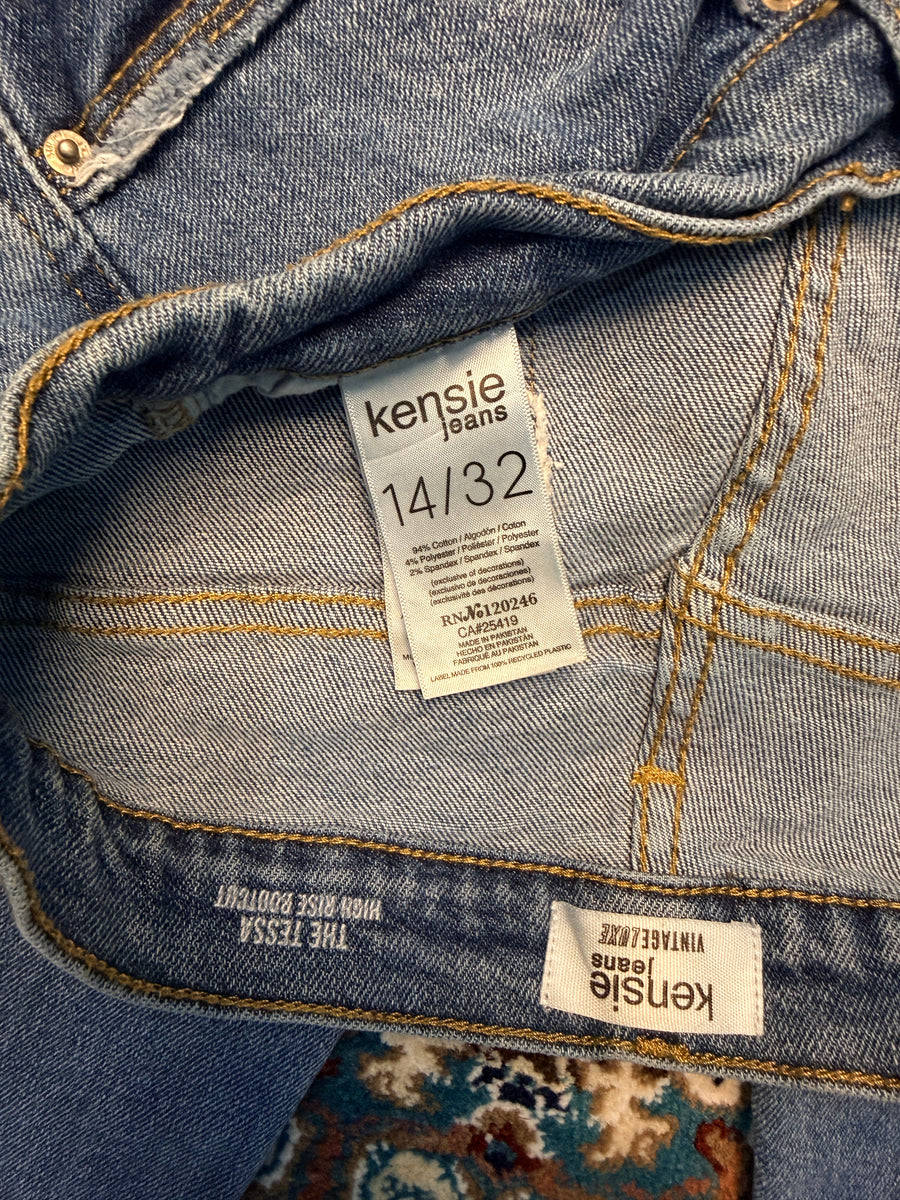 Kensie Jeans Blue High Rise Bootcut Jeans - 32