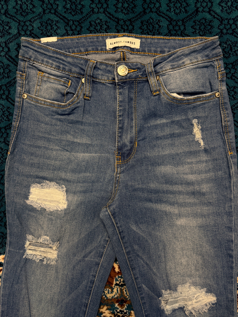 Almost Famous Blue Flared Jeans - 5
