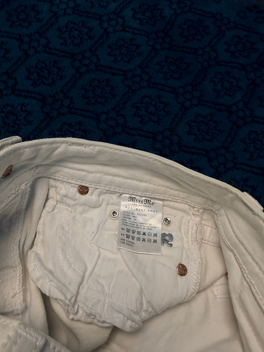 Miss Me White Mid Rise Bootcut Jeans - 25
