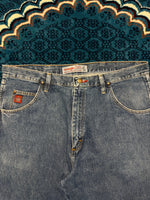 Wrangler Blue Straight Fit Jeans - 38