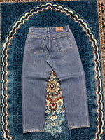 Wrangler Blue Straight Fit Jeans - 32