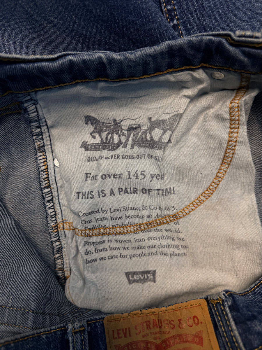 Levi's Blue 505 Straight Fit Jeans - 36