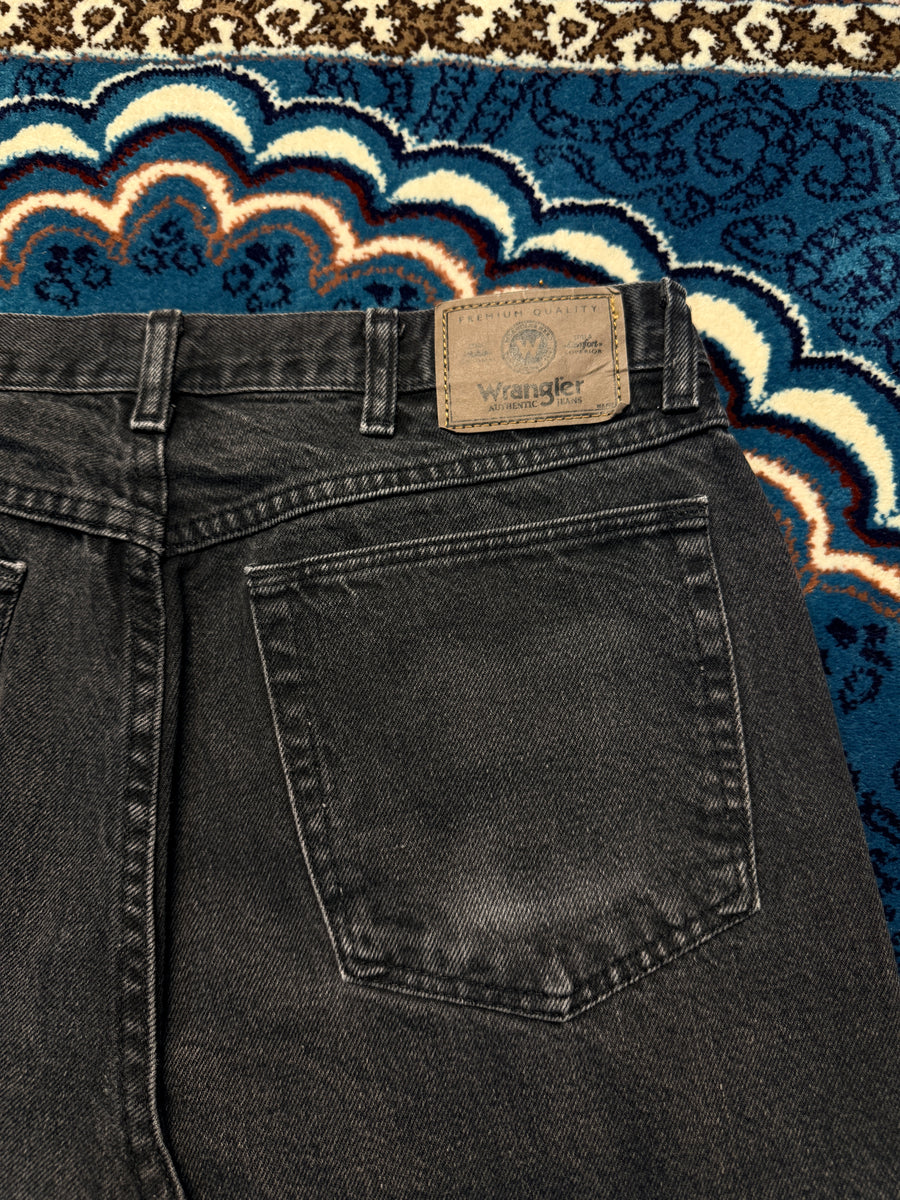 Wrangler Black Straight Jeans - 34