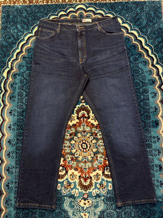 Wrangler Blue Straight Fit Jeans - 40