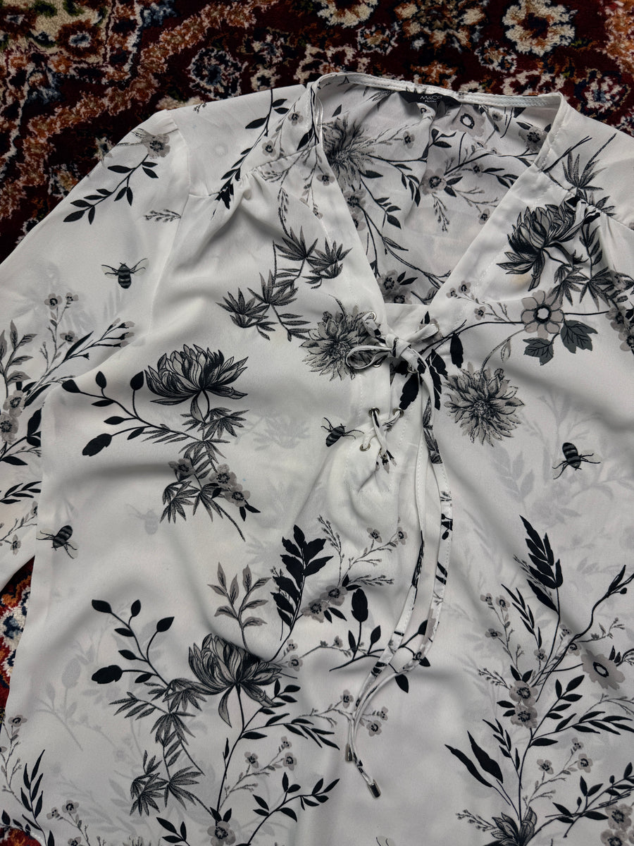 M&Co. Petite White Floral Blouse - 10