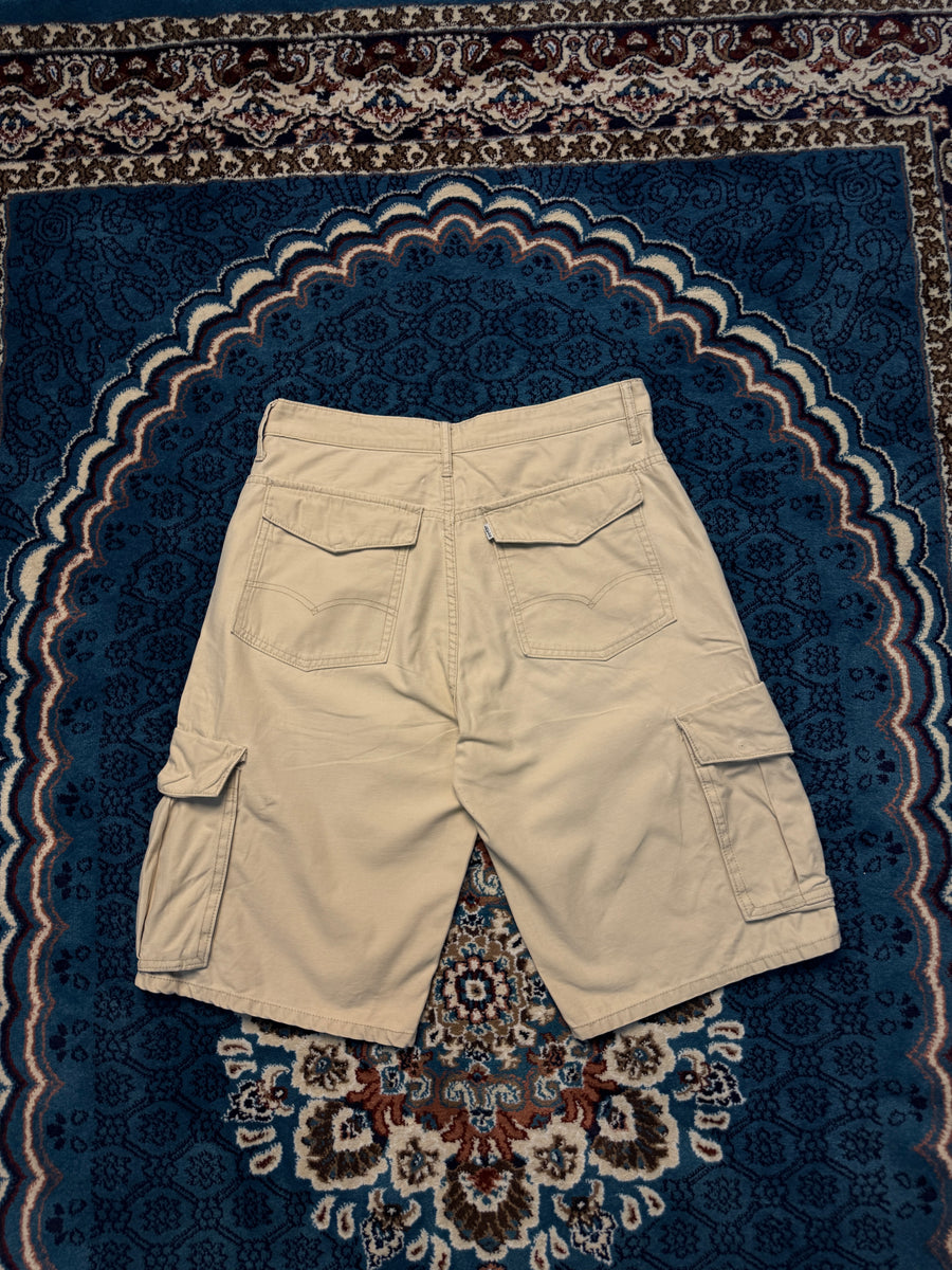 Levi's Beige Cargo Shorts - 32