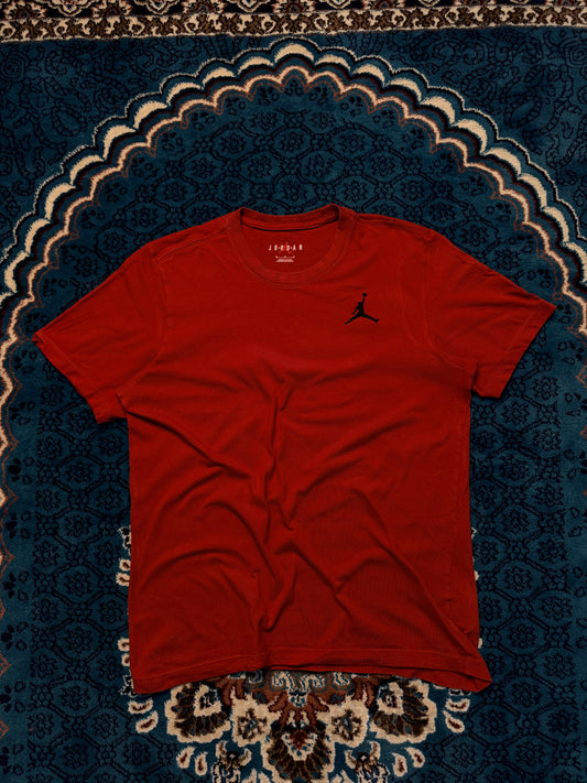 Air Jordan Red T-Shirt - M