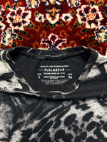 Pull & Bear Grey Cheetah Print T-Shirt - S